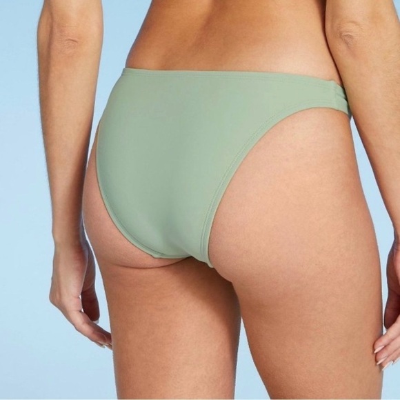 Women's Knot Detail Cheeky Bikini Bottom -
Shade & Shore™ - XL (16-18) - Picture 2 of 8
